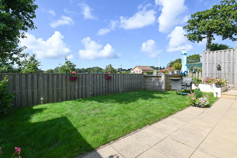 Over 55's 2 Bedroom House, St Saviour — photograph 10