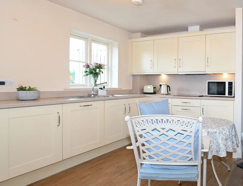 Over 55's 2 Bedroom House, St Saviour — photograph 8