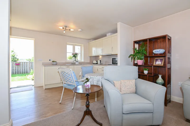 Over 55's 2 Bedroom House, St Saviour — photograph 6