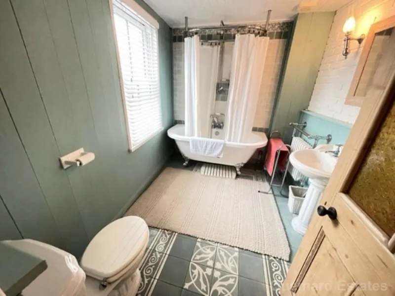 Bramble Cottage — photograph 6