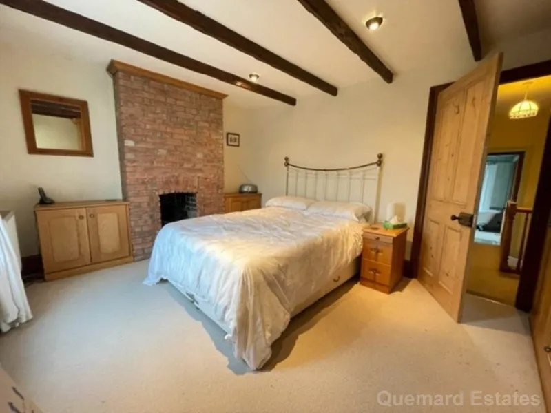 Bramble Cottage — photograph 3