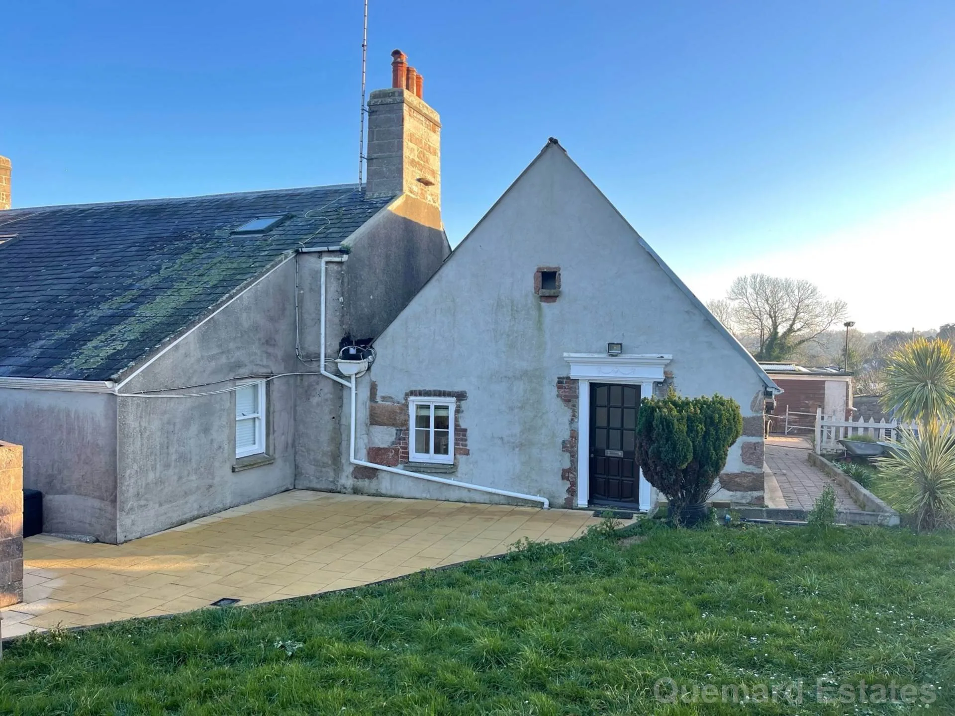 Le Catillon, Grouville — main photograph