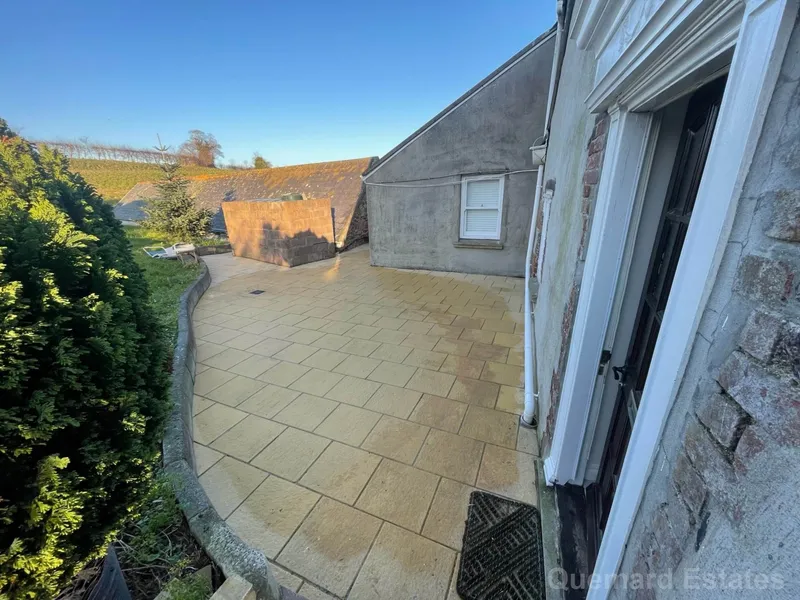 Le Catillon, Grouville — photograph 2