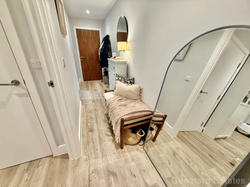 Apartment Hemery Row, La Motte Street, St Helier — photograph 6