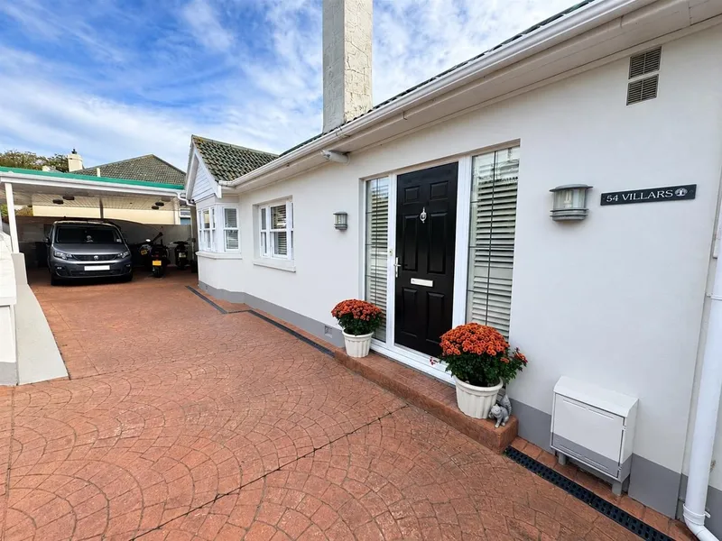 54 Pied du Cotil, St Helier — photograph 2