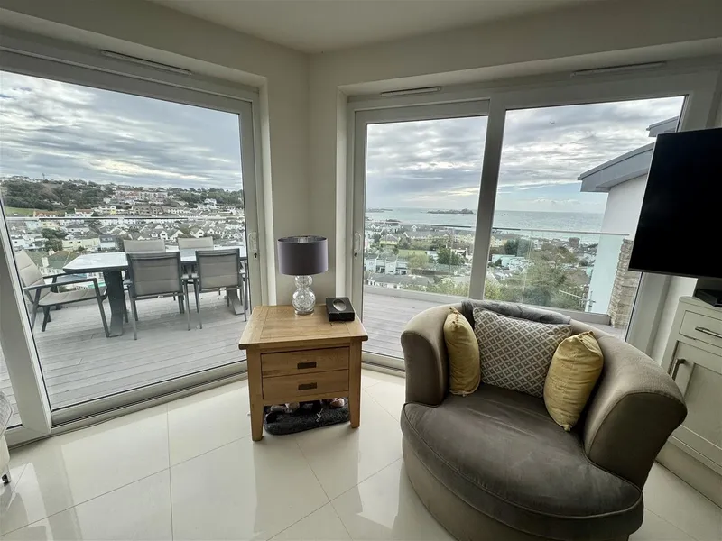 54 Pied du Cotil, St Helier — photograph 9