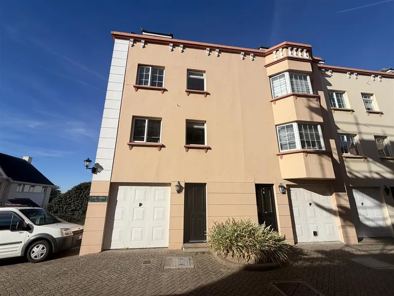 Hautmont Close, Mont Millais, St Helier — main photograph