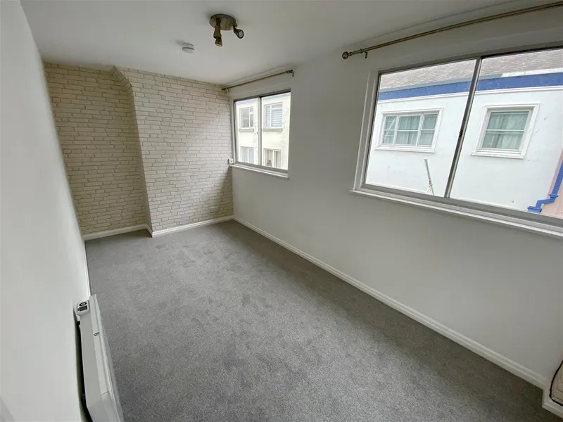 11 Seale Street, St. Helier — photograph 4