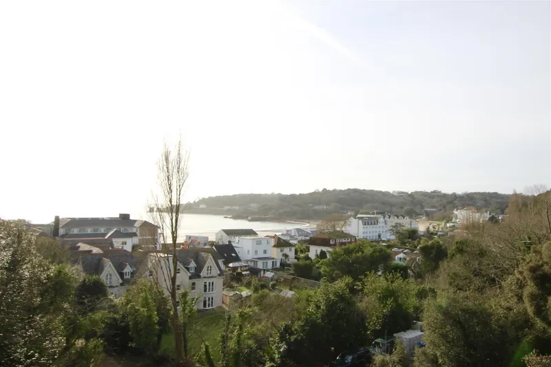 Le Mont Gras D'eau, St. Brelade — photograph 3