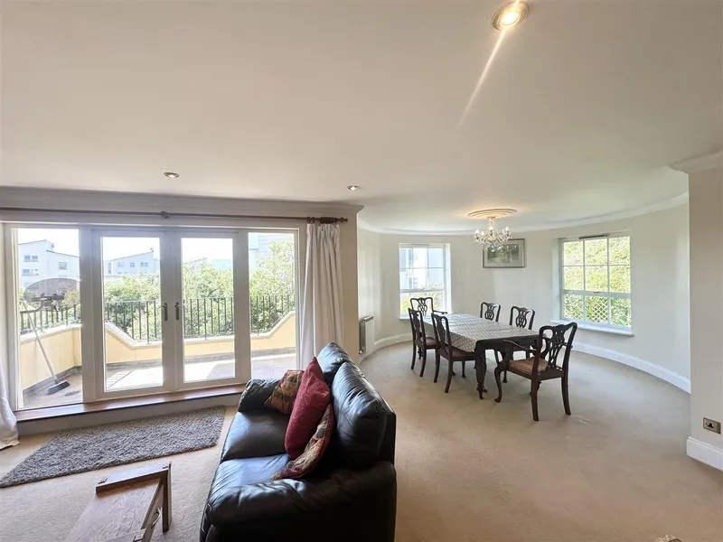 Apartment 15, Park Heights, Old St John Road, St Helier — photograph 4
