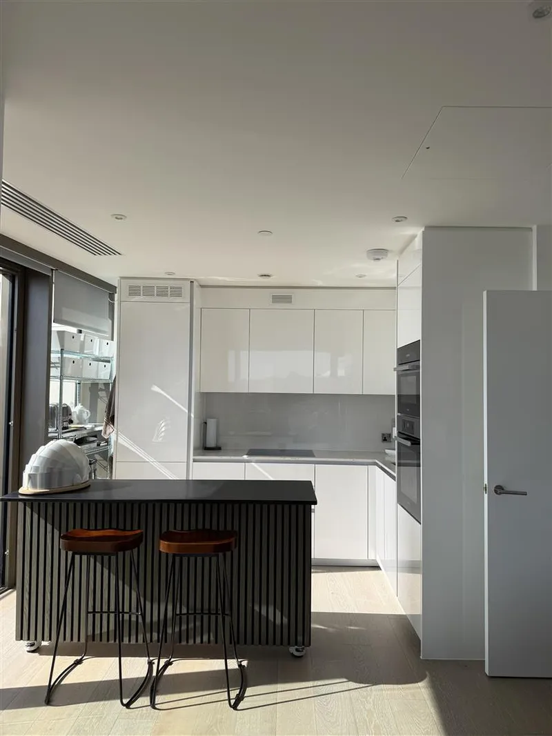The Penthouse, Horizon, La Rue De L’Etau, St Helier — photograph 6