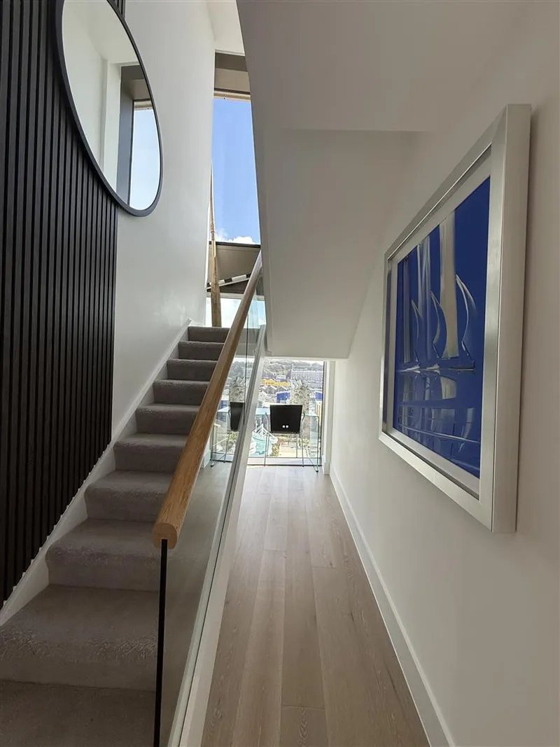 The Penthouse, Horizon, La Rue De L’Etau, St Helier — photograph 10