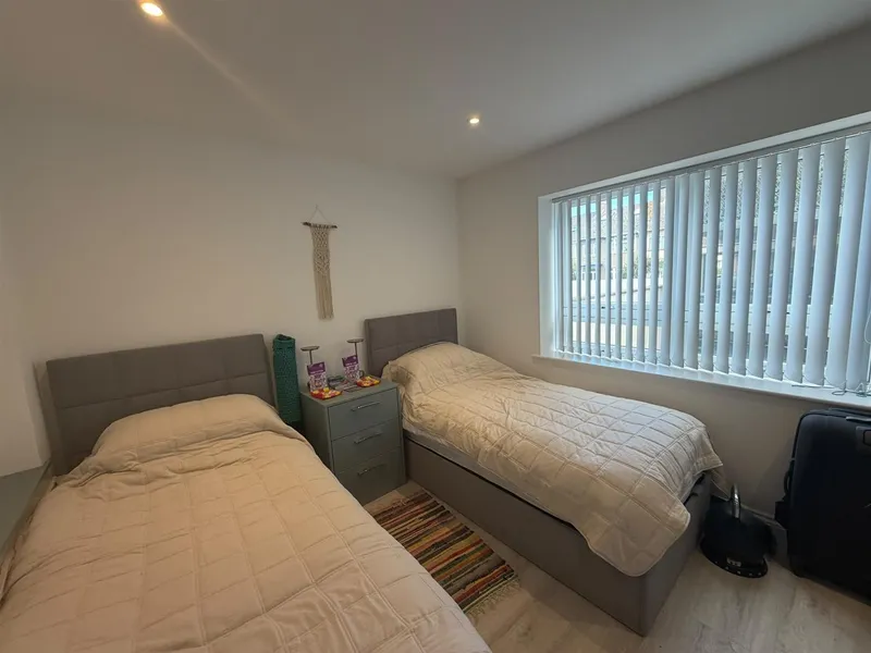 Flat 5, Brise de Mer, La Greve d’Azette, St Clement — photograph 9