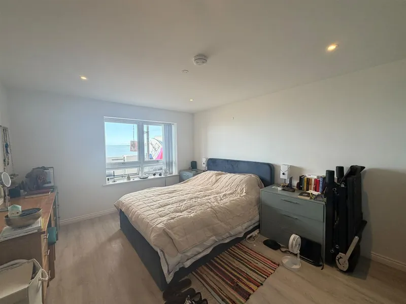 Flat 5, Brise de Mer, La Greve d’Azette, St Clement — photograph 7