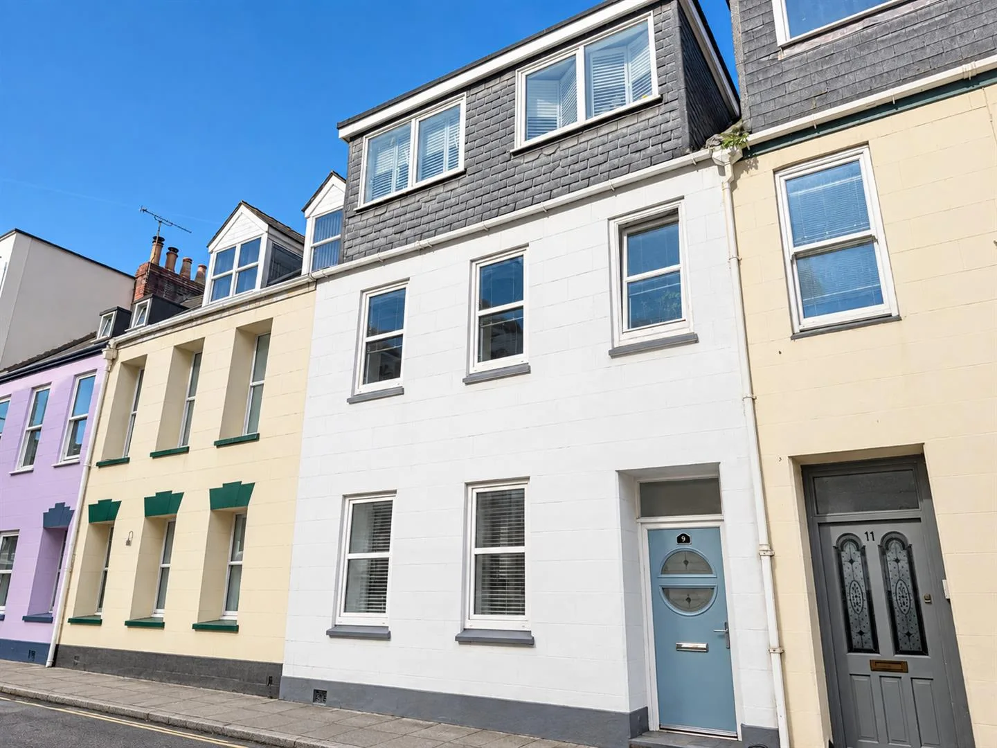 Flat 3, 9 Belmont Road, St Helier — photograph 1