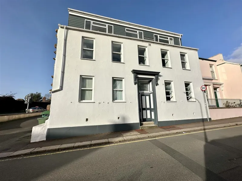 Flat 4, 42 Roseville Street, St. Helier, Jersey — main photograph