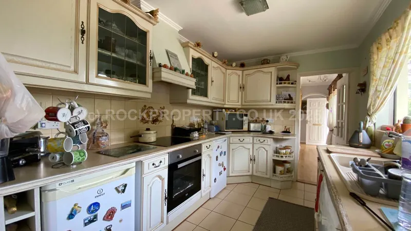Large 3 Bed 2 Bath Bungalow, Rural St John — photograph 10