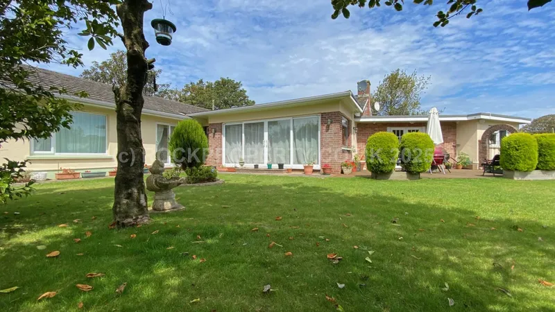 Large 3 Bed 2 Bath Bungalow, Rural St John — photograph 5
