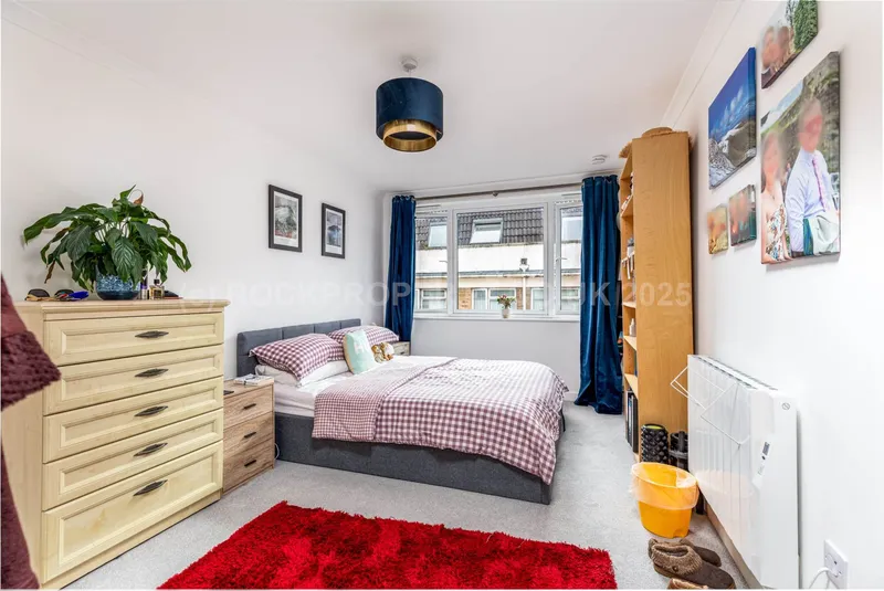 SPACIOUS 1 BED FLAT, St Helier — photograph 9