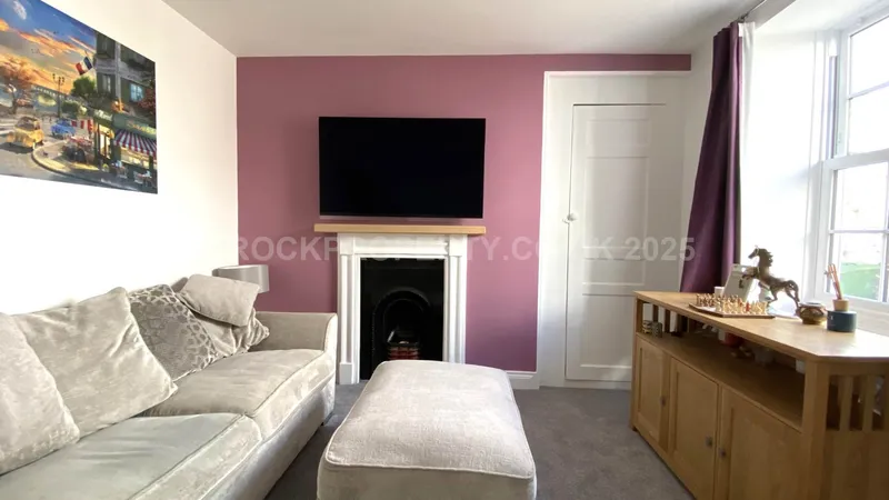 LOVELY 2 BED COTTAGE, The Parade, St Helier — photograph 9