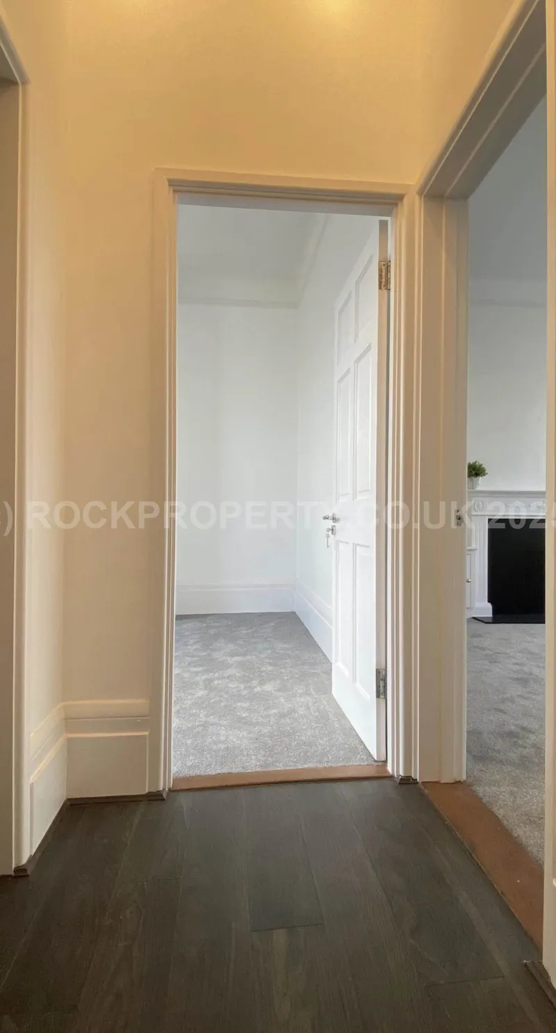 Newly Modernised 1 Bed, Rouge Bouillon, St Helier — photograph 5