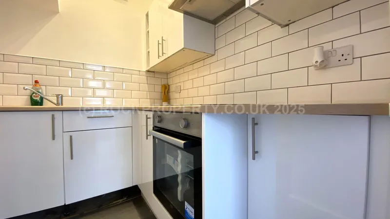 Newly Modernised 1 Bed, Rouge Bouillon, St Helier — photograph 7