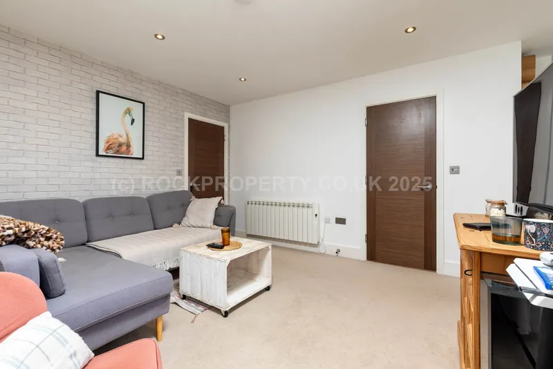 Modern 1 Bed + Balcony, Bath Street, St Helier — photograph 7
