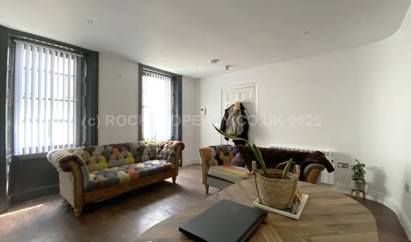 2 Beds - Fantastic Value, Kensington Place, St Helier — photograph 2