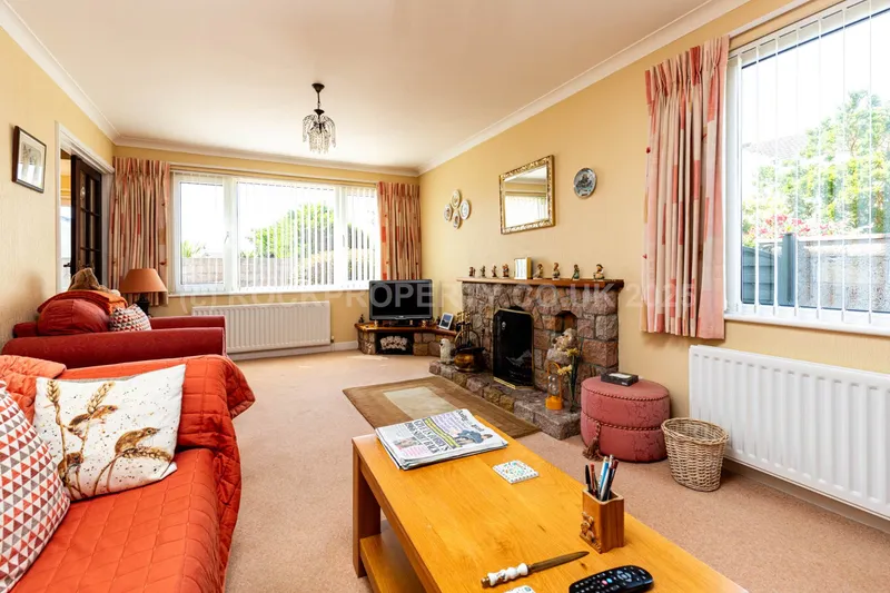 3 BED DETACHED HOUSE, La Verte Rue, St Brelade — photograph 9