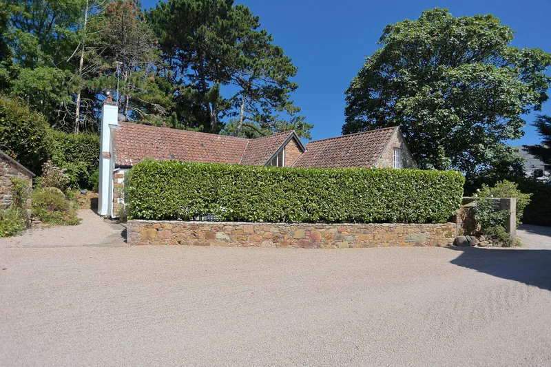 Beechfield Cottage La Rue De La Croiserie, Trinity — photograph 4