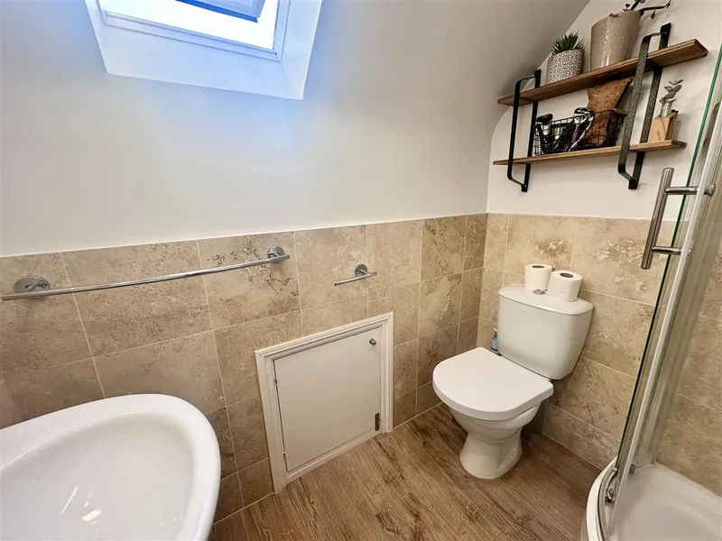 SP114 | Top floor 1 bedroom apartment | St Helier — photograph 6