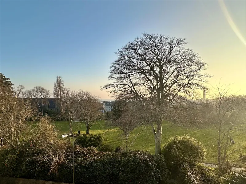 SP114 | Top floor 1 bedroom apartment | St Helier — photograph 8
