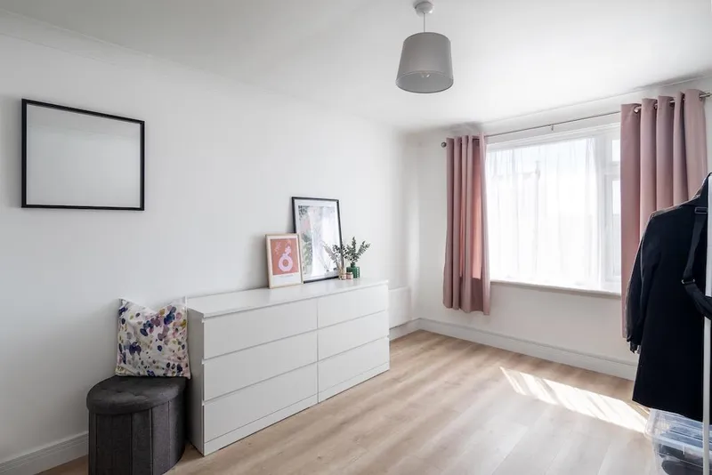 SP117 | Top floor 2 bedroom apartment | St Helier — photograph 9