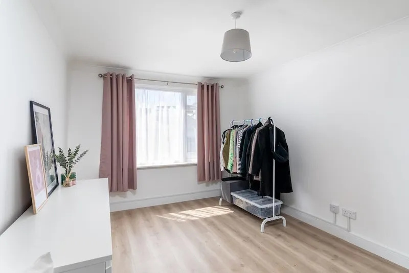 SP117 | Top floor 2 bedroom apartment | St Helier — photograph 7