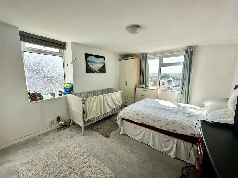 SP188 | 2 Bedroom cottage with outside space | First Tower — photograph 5
