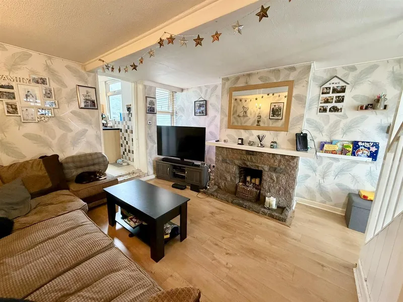 SP188 | 2 Bedroom cottage with outside space | First Tower — photograph 2