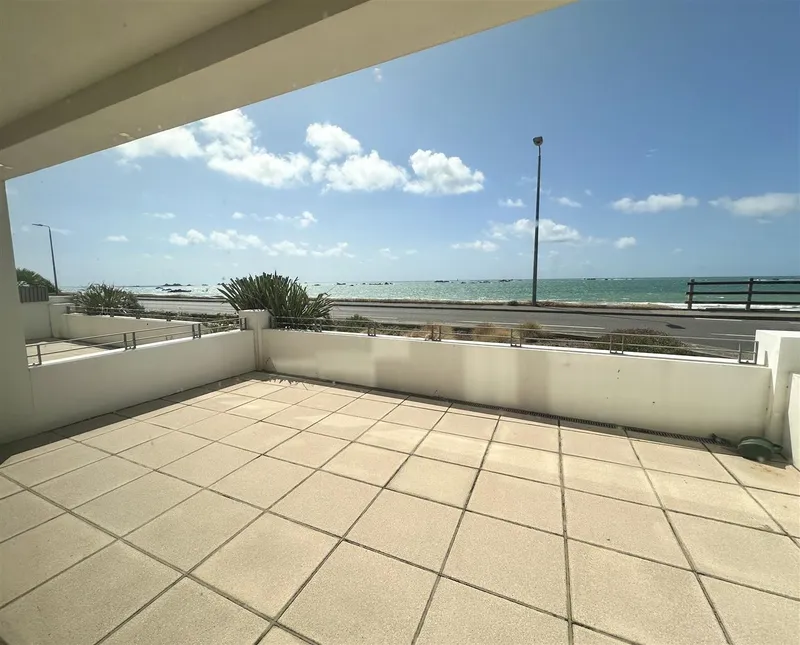 SL608 | 2 Bedroom ground floor apartment with parking and terrace | St Clement — main photograph