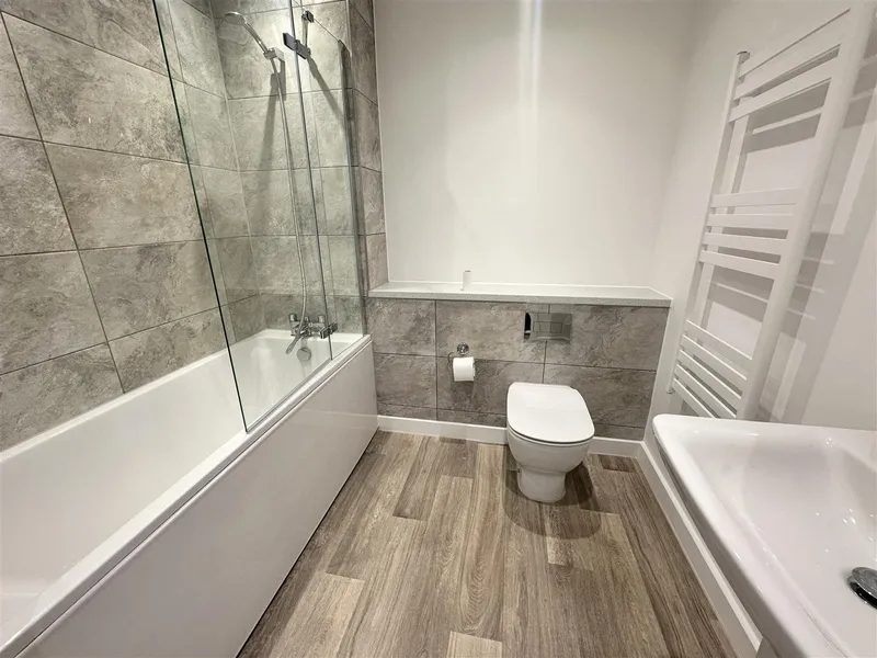 SL608 | 2 Bedroom ground floor apartment with parking and terrace | St Clement — photograph 8