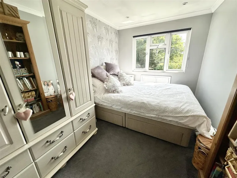 SP002 | 3 Bedroom family home with garden and parking | St Lawrence — photograph 6