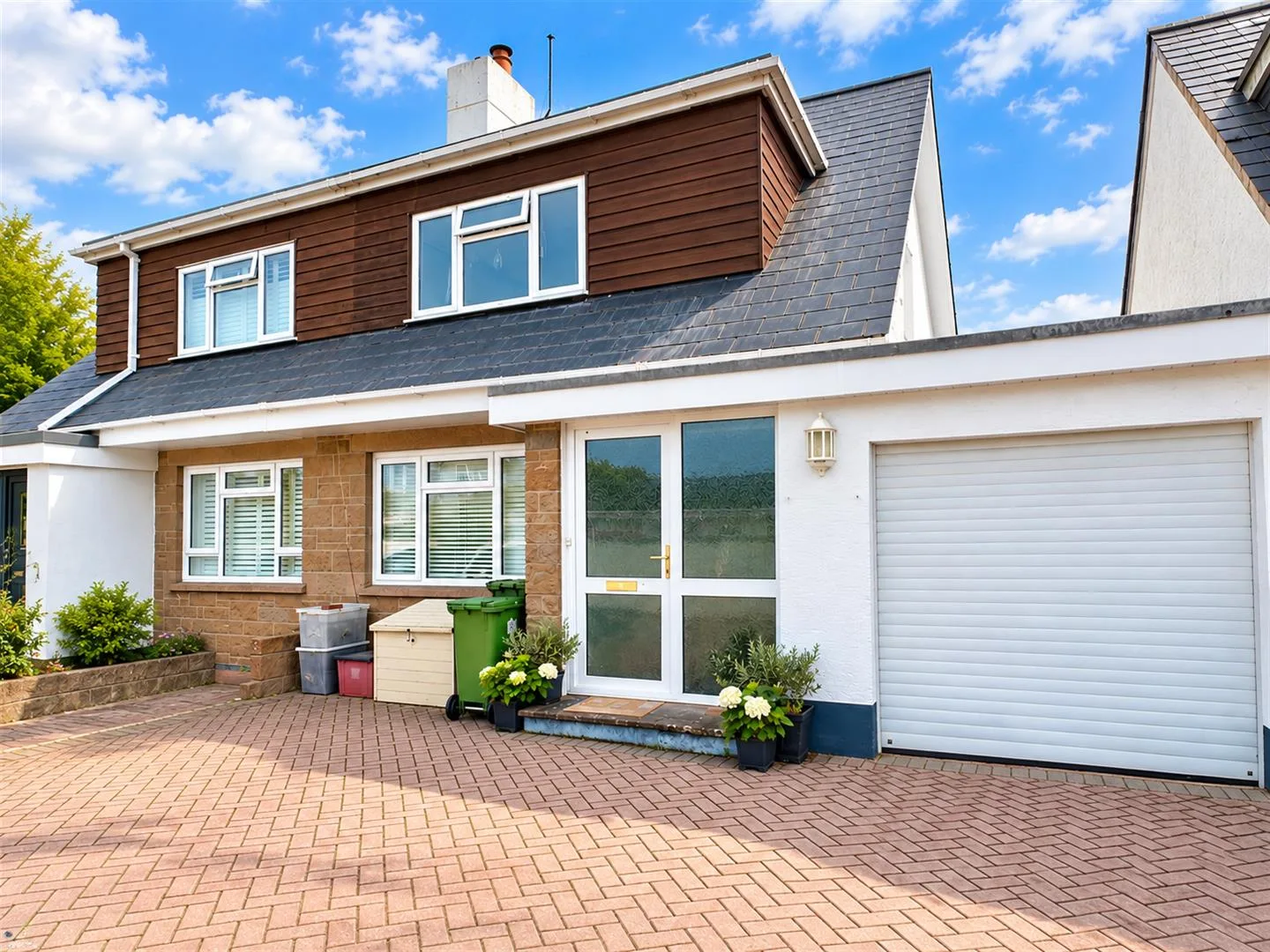 SP002 | 3 Bedroom family home with garden and parking | St Lawrence — photograph 1