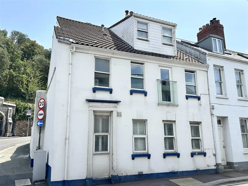 SP357 | 1 Bedroom apartment with parking | St Helier — photograph 6