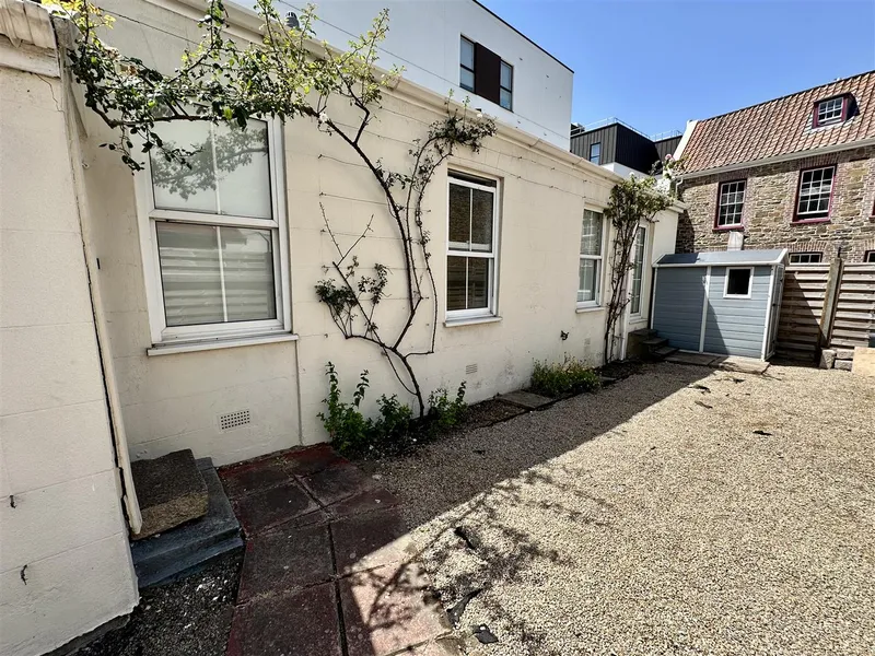 SP552 | 1 Bedroom cottage with large outside space | St Helier — main photograph