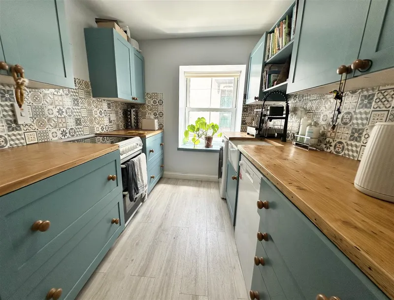 SP552 | 1 Bedroom cottage with large outside space | St Helier — photograph 3