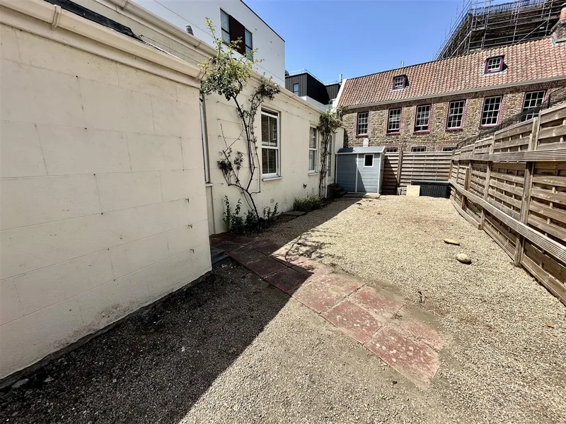 SP552 | 1 Bedroom cottage with large outside space | St Helier — photograph 7