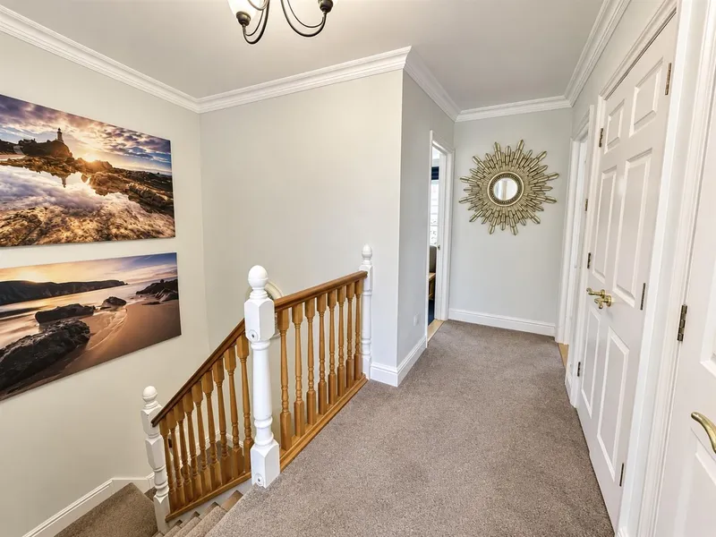 SP049 | 3/4 Bedroom duplex apartment with parking | St Clement — photograph 8
