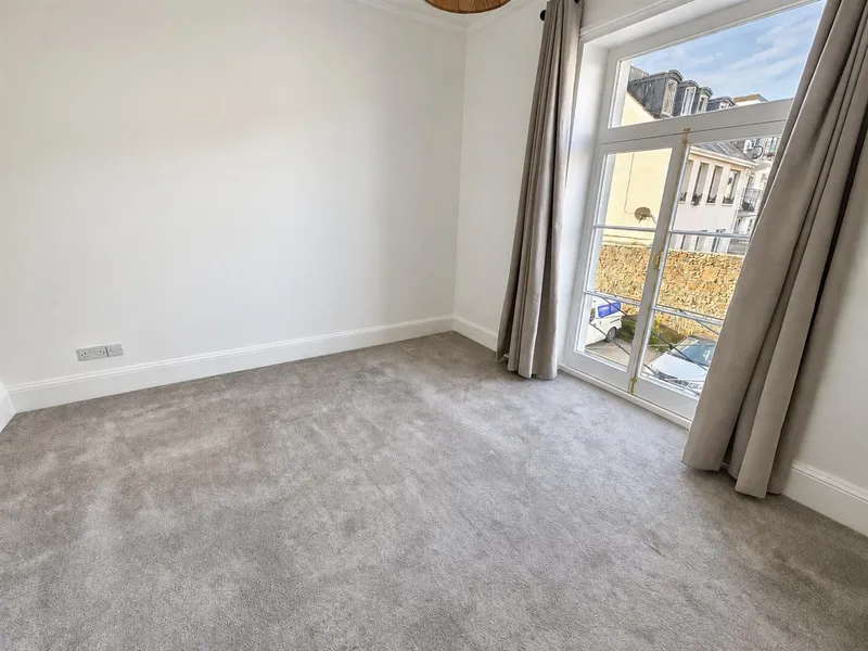 SP722 | 1 Bedroom apartment with option to rent a parking space | St Helier — photograph 4