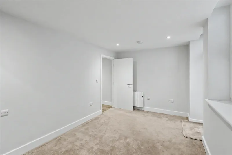 La Motte Street, St Helier — photograph 9