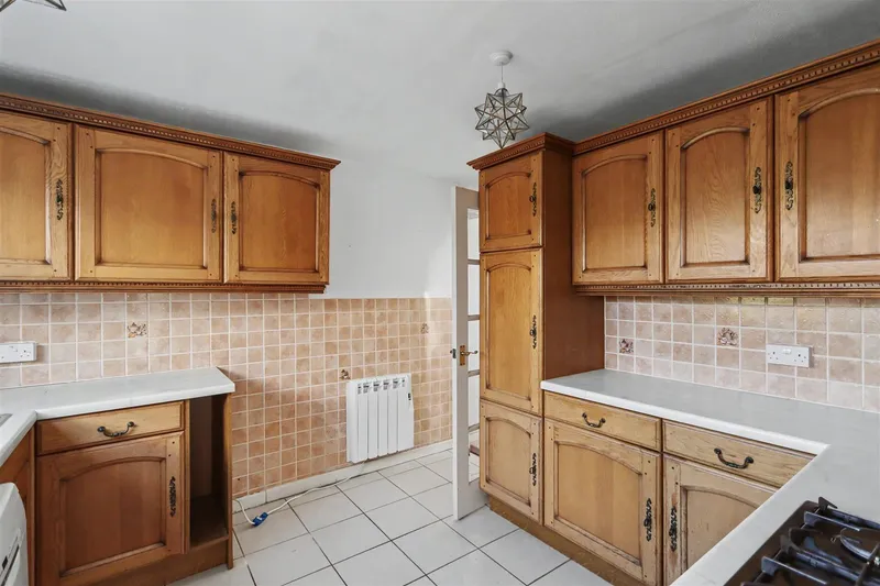 Longueville Road, St Saviour — photograph 9