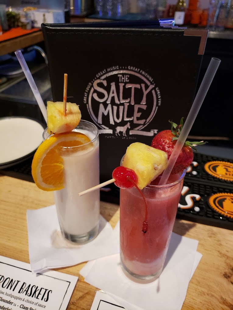 The Salty Mule Brings Fresh Seafood & Beach Vibes to Downtown Canton