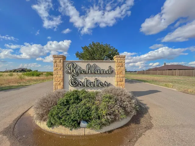 Photo 2 — 6788 Trump Court, Ropesville, TX 79358